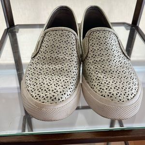 Sperry Womens Seaside Perfortrated Leather Slip On Sneakers Shoes Casual